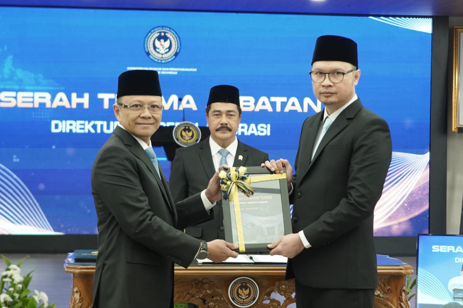 pelantikan pimti madya